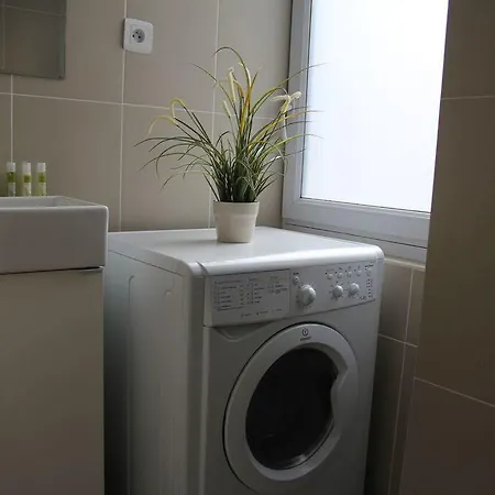 Studio Near Montparnasse *